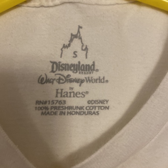 Disney shirt - Picture 3 of 3